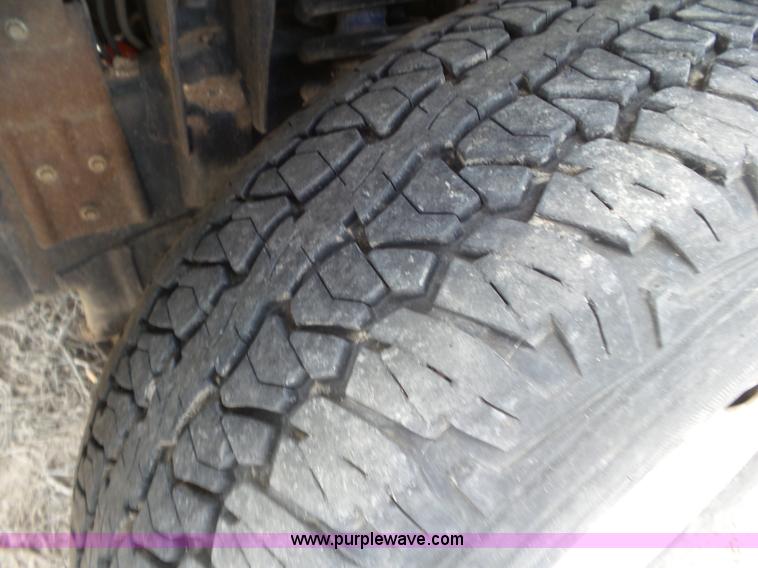 image for item CC9866 2005 Ford F150 SuperCab pickup truck