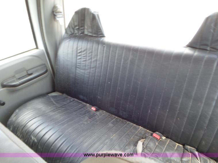 image for item CC9867 2005 Ford F250 Super Duty Crew Cab pickup truck