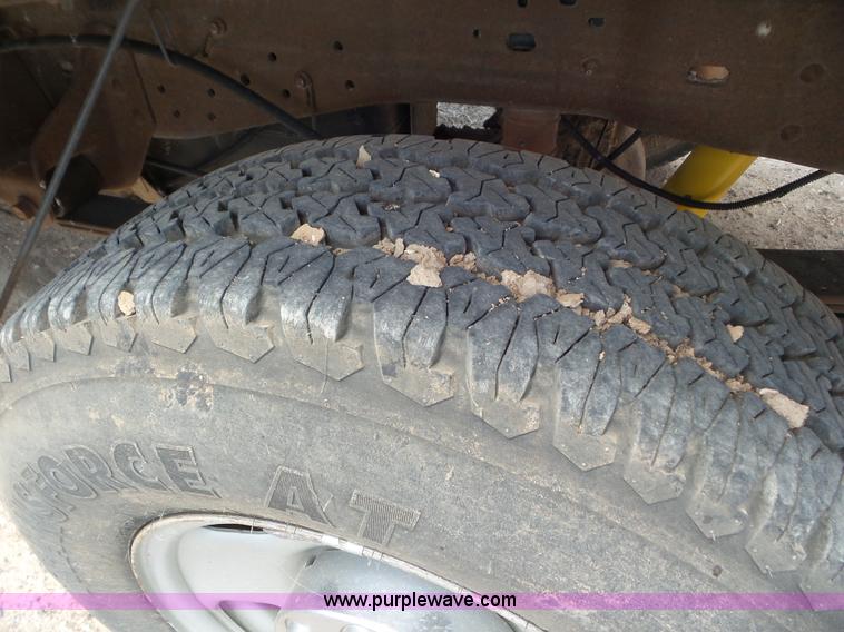 image for item CC9867 2005 Ford F250 Super Duty Crew Cab pickup truck