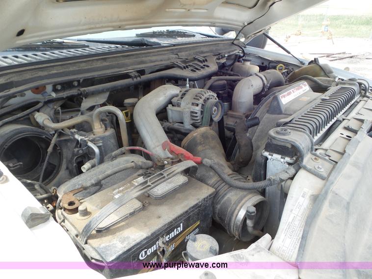 image for item CC9868 2007 Ford F350 Super Duty flatbed pickup truck