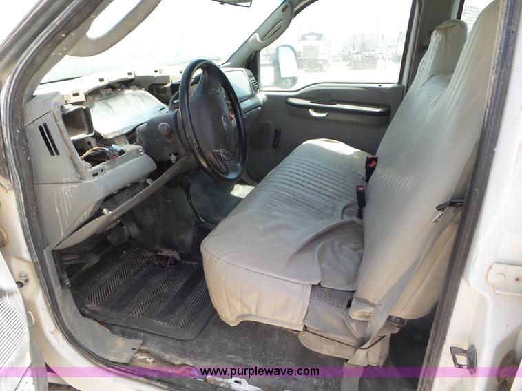 image for item CC9869 2005 Ford F250 Super Duty SuperCrew pickup truck