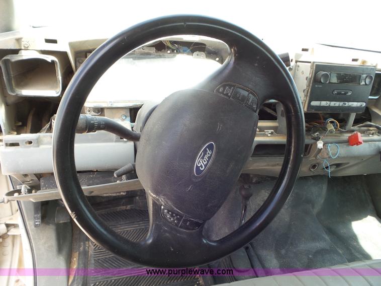 image for item CC9869 2005 Ford F250 Super Duty SuperCrew pickup truck