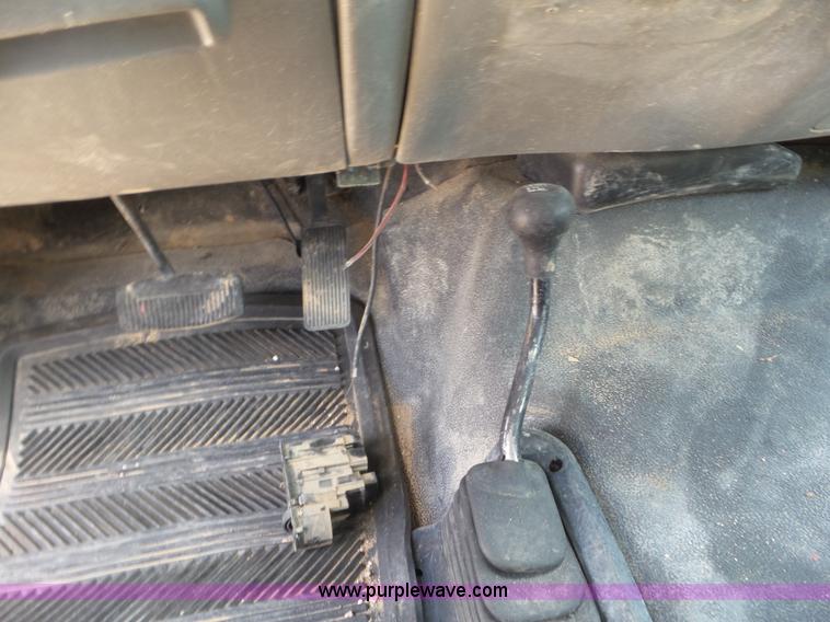 image for item CC9869 2005 Ford F250 Super Duty SuperCrew pickup truck