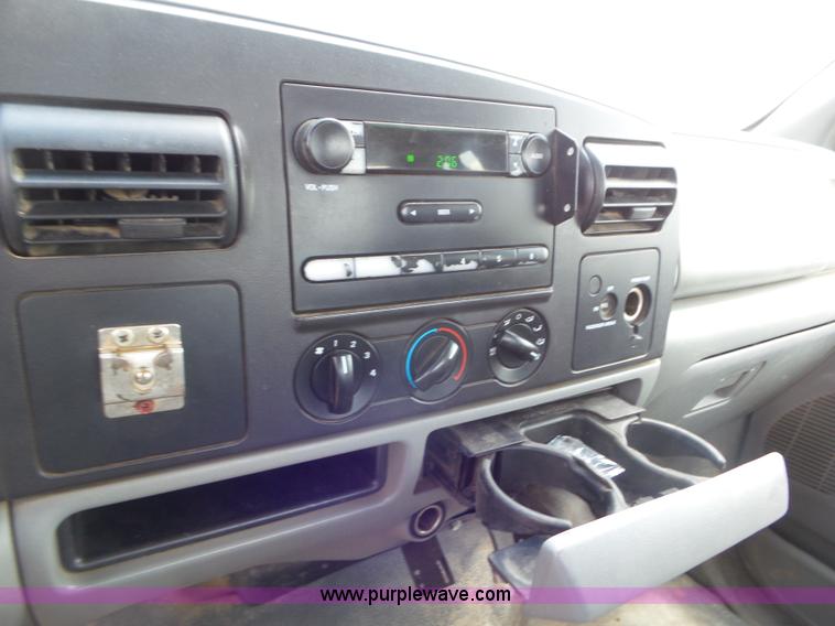 image for item CC9870 2006 Ford F250 Super Duty SuperCab pickup truck