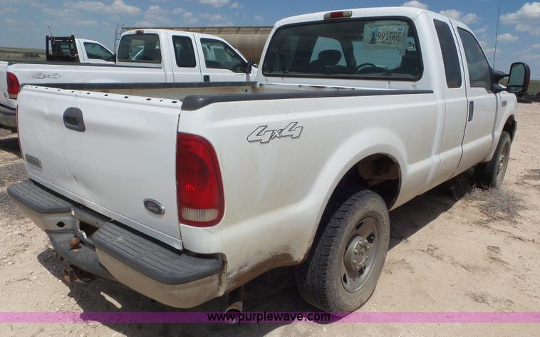 image for item CC9871 2005 Ford F250 Super Duty SuperCab pickup truck