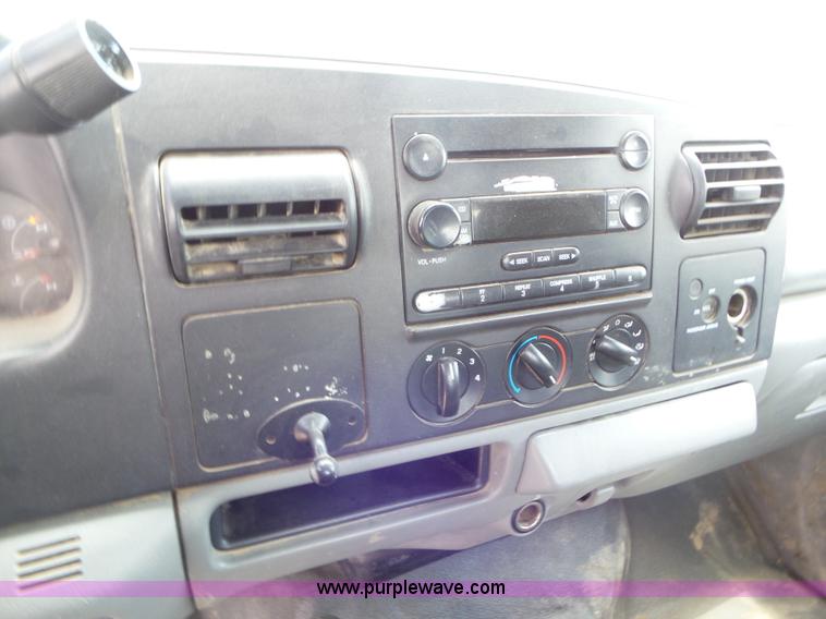 image for item CC9871 2005 Ford F250 Super Duty SuperCab pickup truck