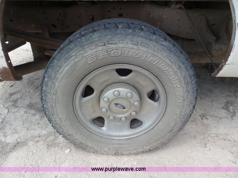 image for item CC9871 2005 Ford F250 Super Duty SuperCab pickup truck