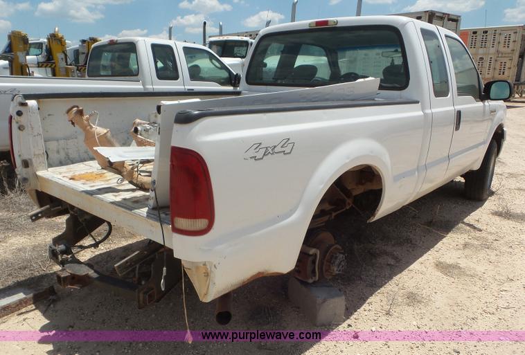 image for item CC9872 2005 Ford F250 Super Duty SuperCab pickup truck