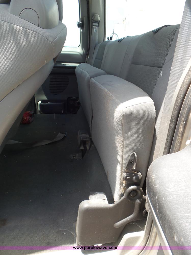 image for item CC9872 2005 Ford F250 Super Duty SuperCab pickup truck