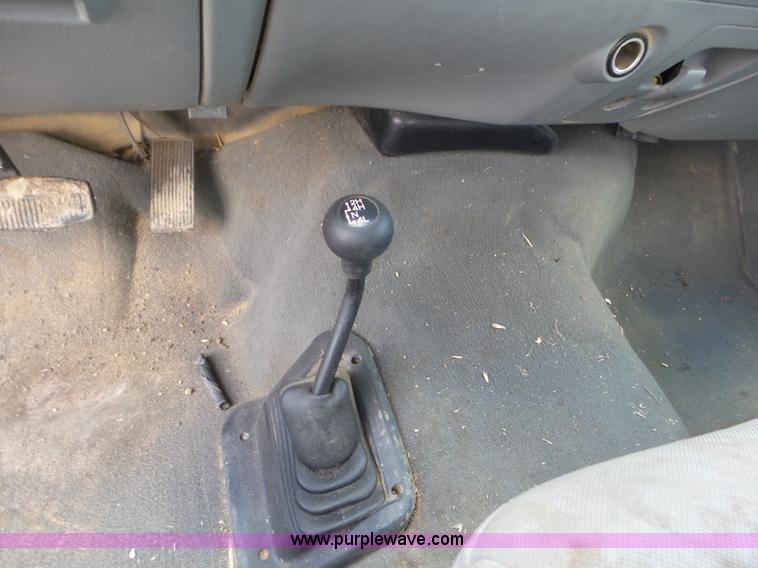 image for item CC9872 2005 Ford F250 Super Duty SuperCab pickup truck