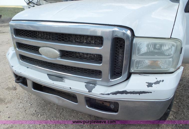 image for item CC9872 2005 Ford F250 Super Duty SuperCab pickup truck