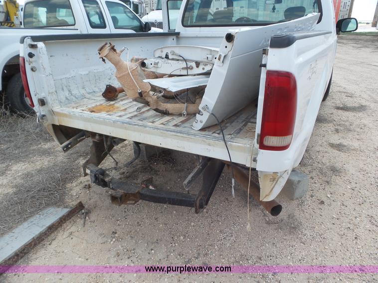 image for item CC9872 2005 Ford F250 Super Duty SuperCab pickup truck