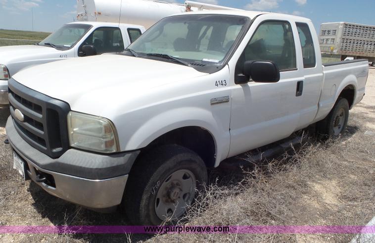 image for item CC9873 2006 Ford F250 Super Duty SuperCab pickup truck