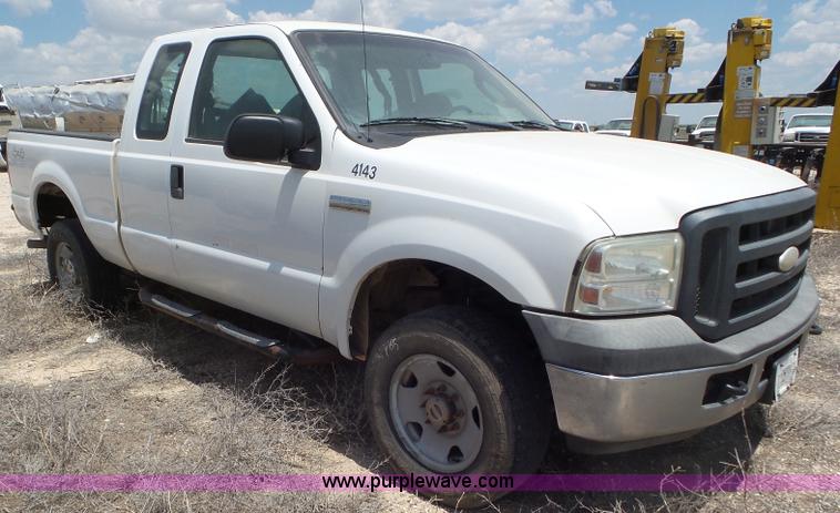 image for item CC9873 2006 Ford F250 Super Duty SuperCab pickup truck