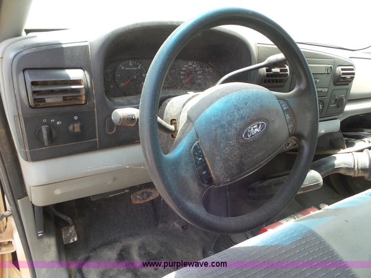 image for item CC9873 2006 Ford F250 Super Duty SuperCab pickup truck