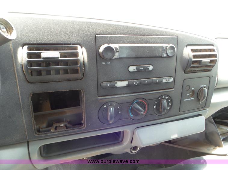 image for item CC9873 2006 Ford F250 Super Duty SuperCab pickup truck