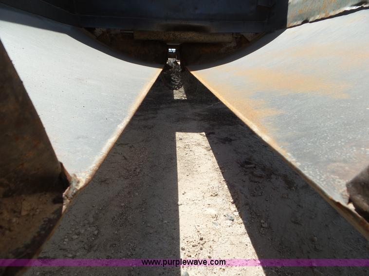 image for item CC9874 1974 Load King bottom dump trailer