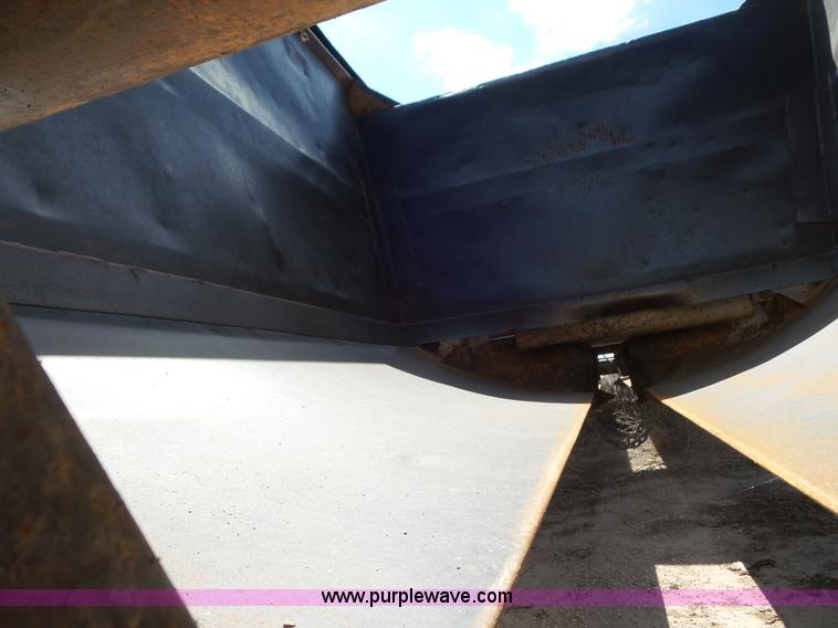 image for item CC9874 1974 Load King bottom dump trailer