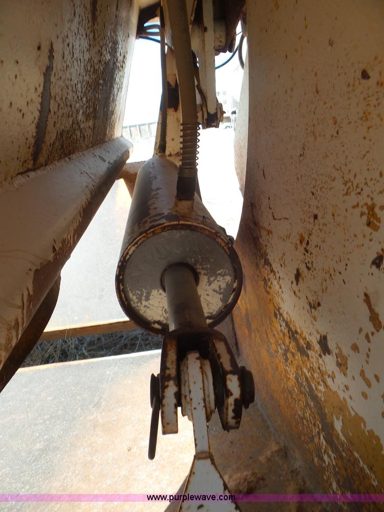 image for item CC9874 1974 Load King bottom dump trailer