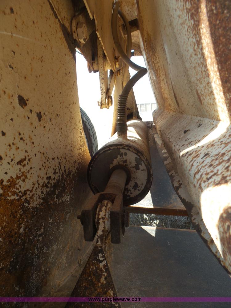 image for item CC9874 1974 Load King bottom dump trailer