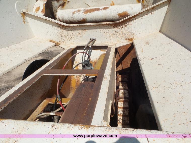 image for item CC9874 1974 Load King bottom dump trailer