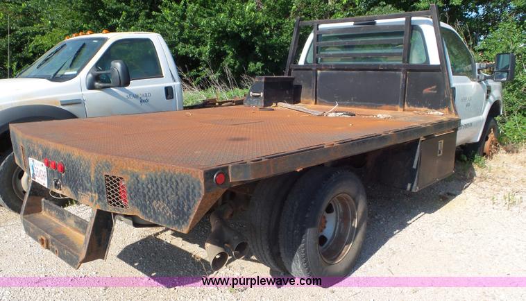 image for item CC9878 2008 Ford F350 Super Duty flatbed truck