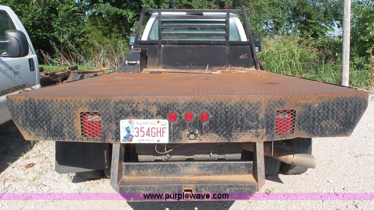 image for item CC9878 2008 Ford F350 Super Duty flatbed truck