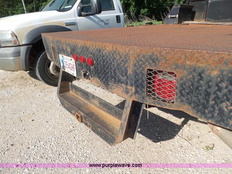 image for item CC9878 2008 Ford F350 Super Duty flatbed truck
