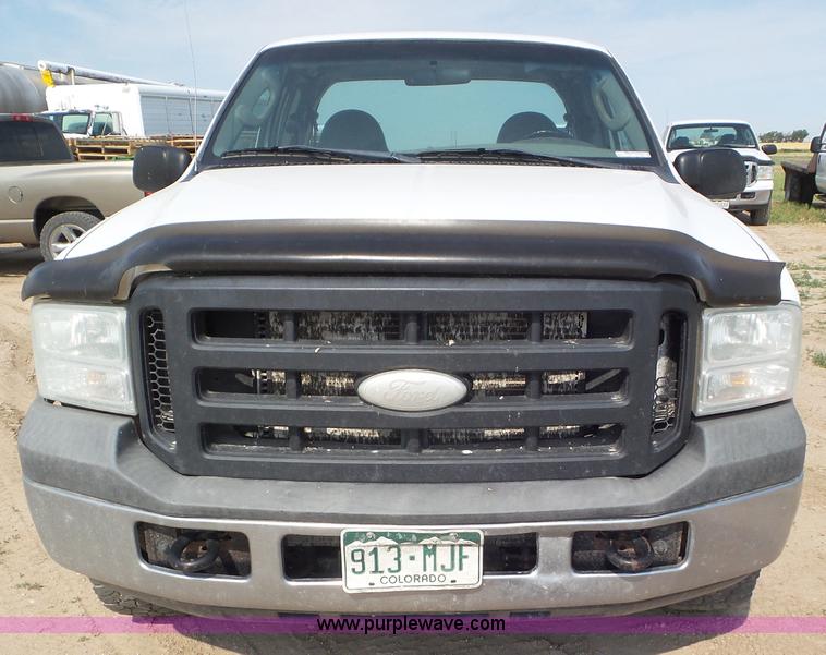 image for item CC9882 2006 Ford F250 Super Duty SuperCab pickup truck