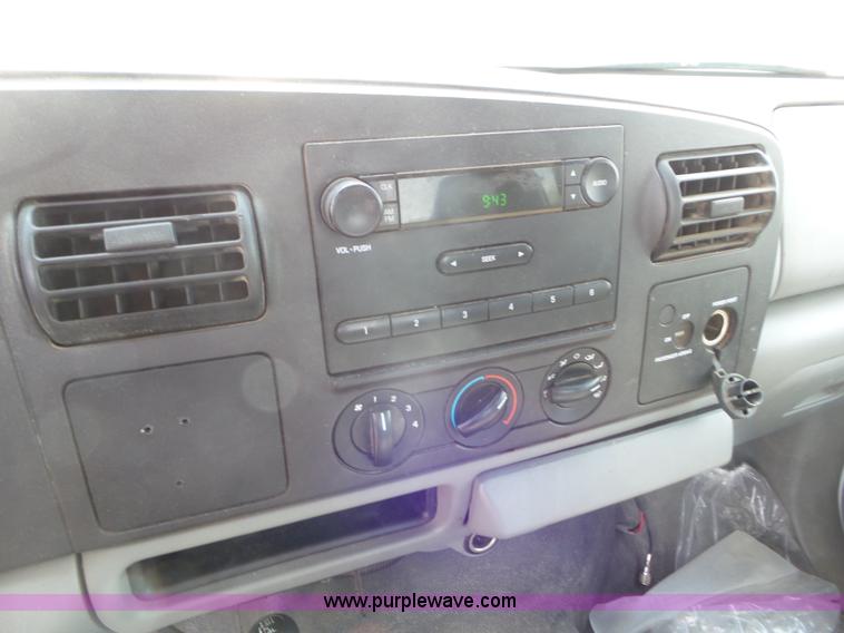 image for item CC9882 2006 Ford F250 Super Duty SuperCab pickup truck