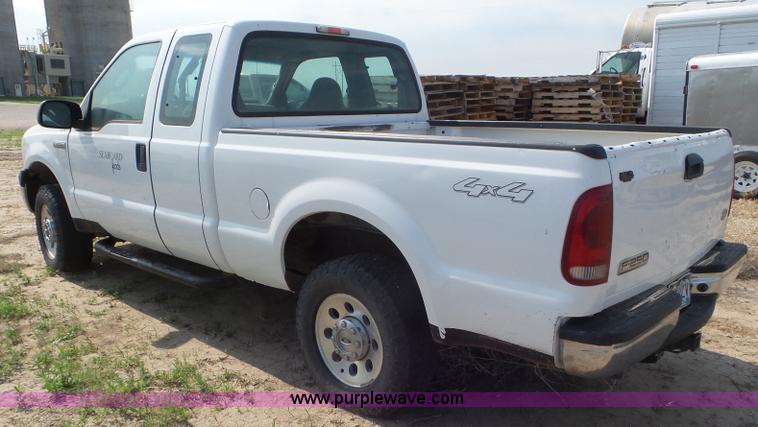 image for item CC9883 2007 Ford F250 Super Duty SuperCab pickup truck