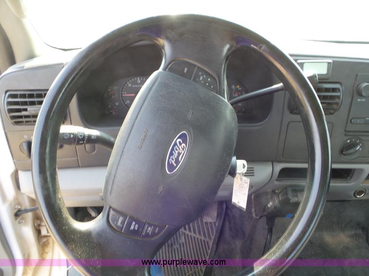 image for item CC9883 2007 Ford F250 Super Duty SuperCab pickup truck