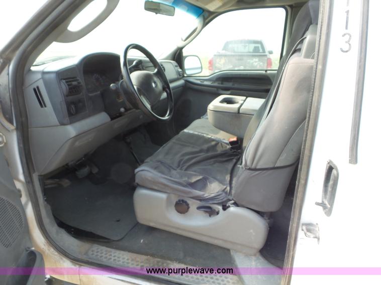 image for item CC9884 2005 Ford F250 Super Duty SuperCab pickup truck