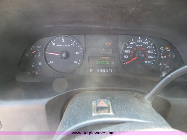 image for item CC9884 2005 Ford F250 Super Duty SuperCab pickup truck