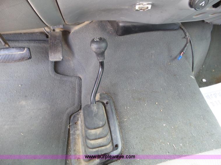 image for item CC9884 2005 Ford F250 Super Duty SuperCab pickup truck