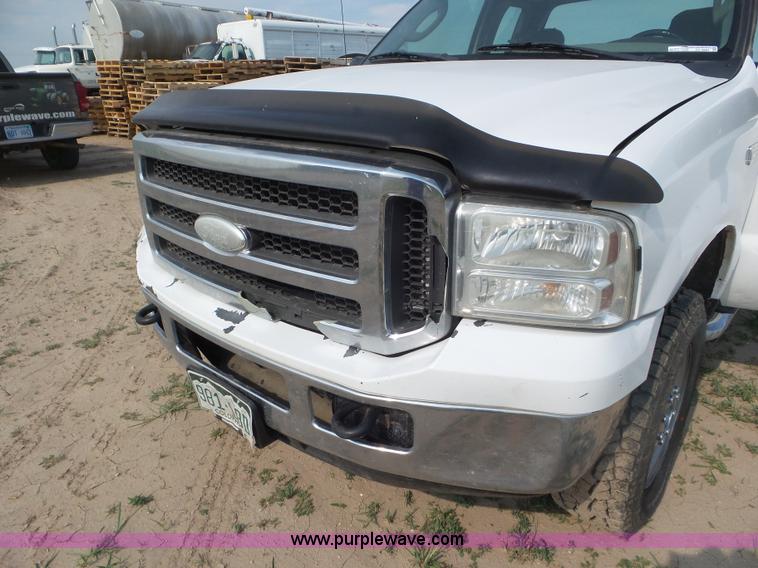 image for item CC9884 2005 Ford F250 Super Duty SuperCab pickup truck