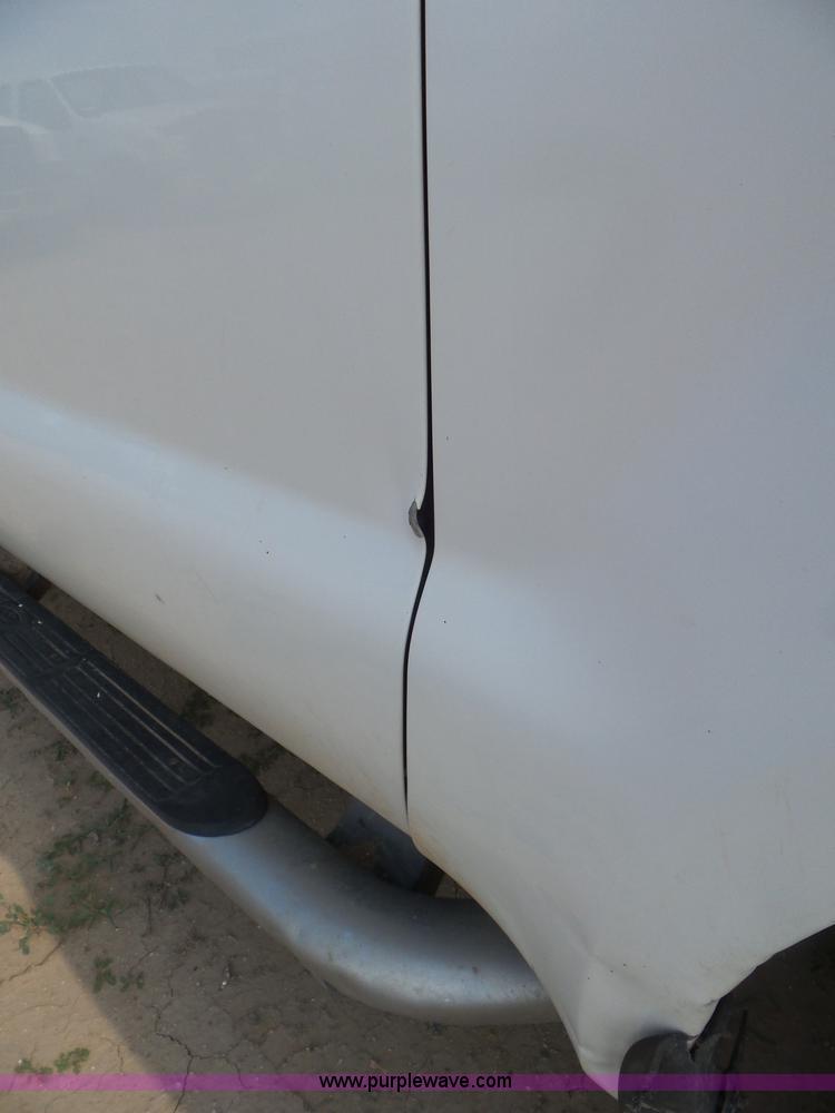 image for item CC9884 2005 Ford F250 Super Duty SuperCab pickup truck