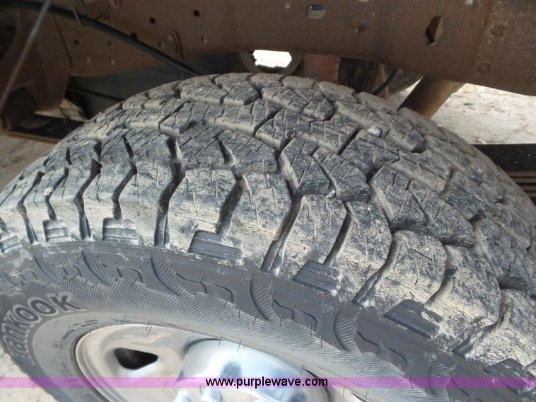 image for item CC9884 2005 Ford F250 Super Duty SuperCab pickup truck