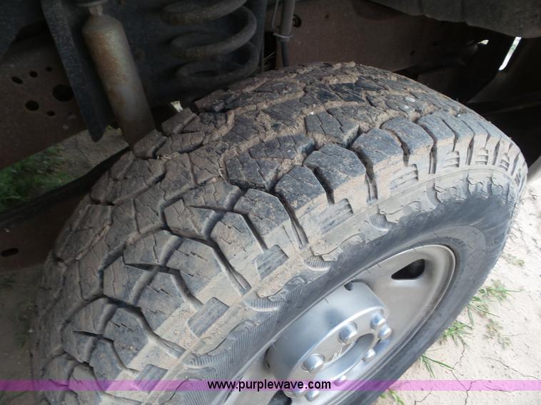 image for item CC9884 2005 Ford F250 Super Duty SuperCab pickup truck