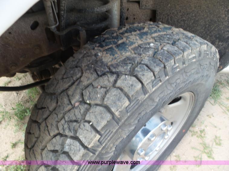 image for item CC9884 2005 Ford F250 Super Duty SuperCab pickup truck