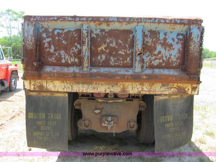 image for item J2662 1984 GMC Brigadier dump truck