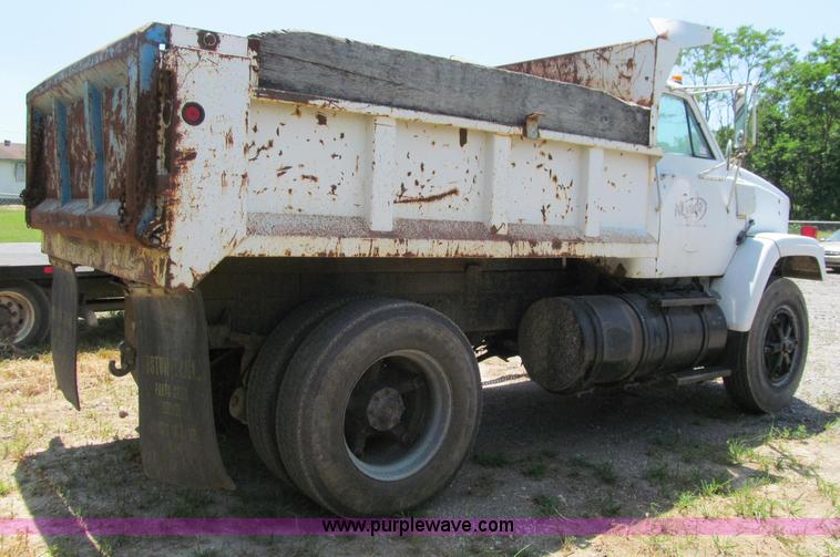 image for item J2662 1984 GMC Brigadier dump truck