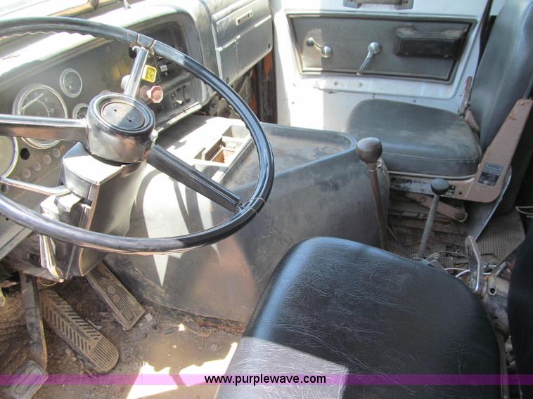 image for item J2662 1984 GMC Brigadier dump truck