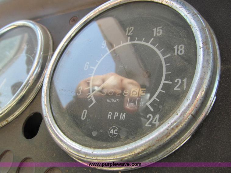 image for item J2662 1984 GMC Brigadier dump truck