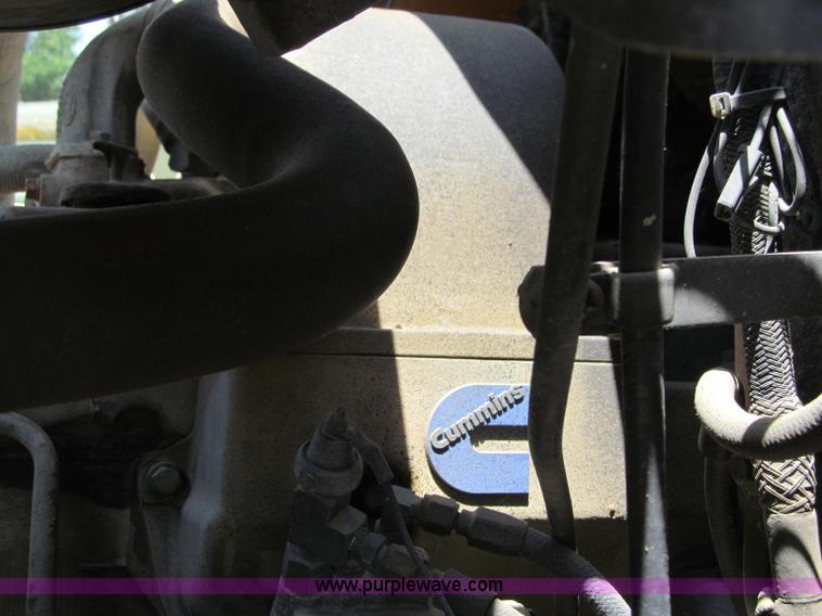 image for item J2662 1984 GMC Brigadier dump truck