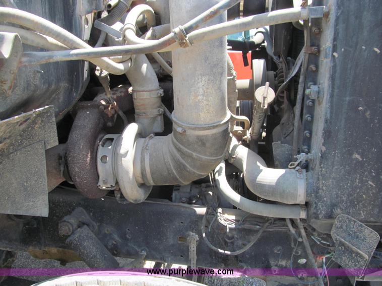 image for item J2662 1984 GMC Brigadier dump truck