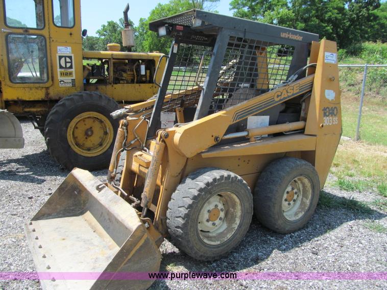 image for item J2668 1996 Case 1840 skid steer
