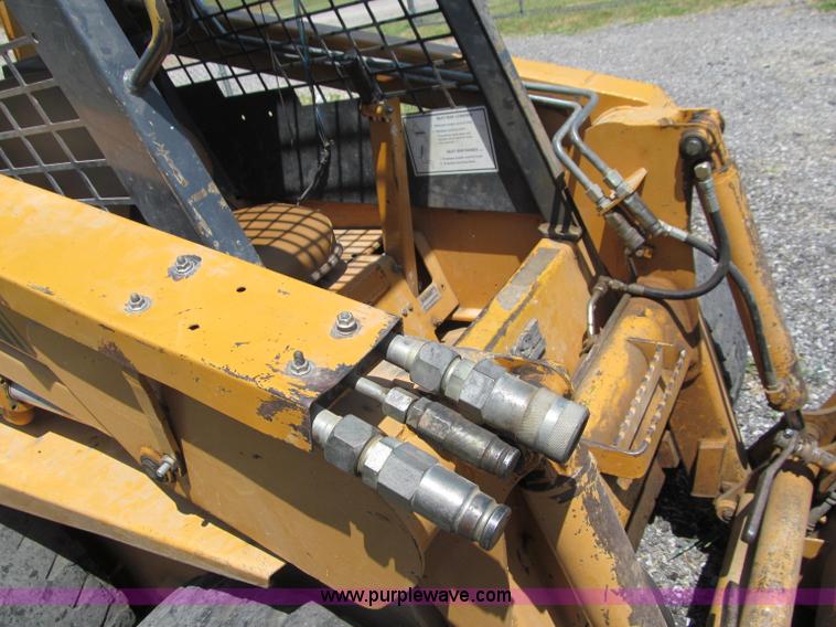 image for item J2668 1996 Case 1840 skid steer
