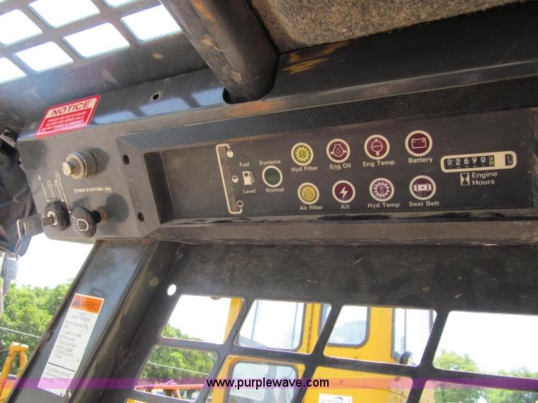 image for item J2668 1996 Case 1840 skid steer