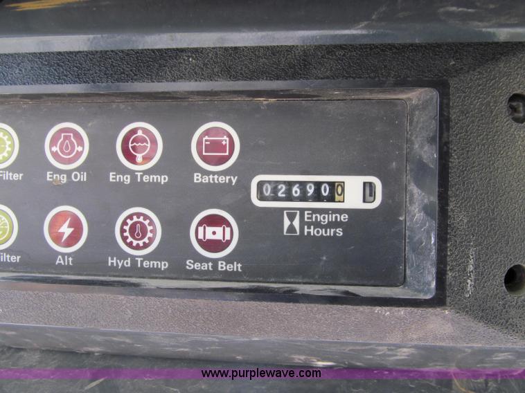 image for item J2668 1996 Case 1840 skid steer